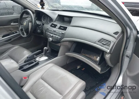 2008 Honda Accord 2.4 Ex-L from USA, damaged, VIN 1HGCP26808A011346